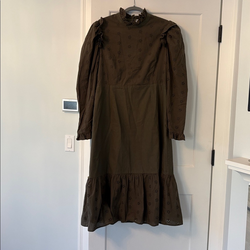 Tuckernuck Hyacinth House Regina Ruffle Midi Dress - Olive Green / XXL